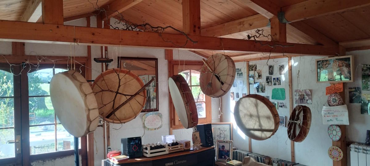 images/g-tamburi-beatriz/Madre-Terra-Libera-Tamburo-con-Beatriz-Nunez-19.jpg#joomlaImage://local-images/g-tamburi-beatriz/Madre-Terra-Libera-Tamburo-con-Beatriz-Nunez-19.jpg?width=1200&height=540