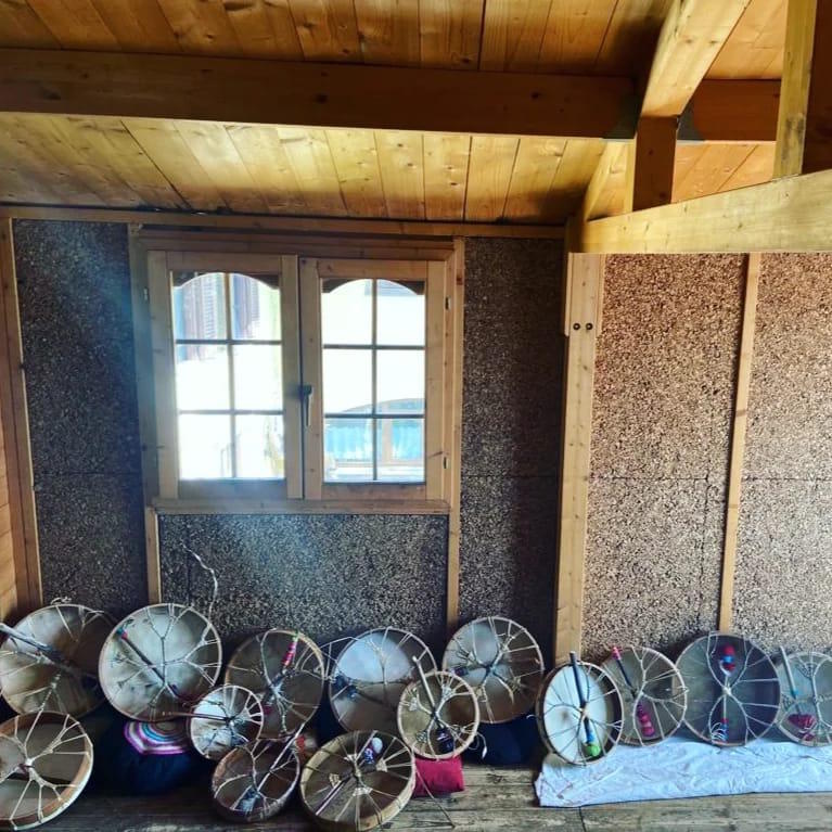 images/g-tamburi-beatriz/Madre-Terra-Libera-Tamburo-con-Beatriz-Nunez-41.jpg#joomlaImage://local-images/g-tamburi-beatriz/Madre-Terra-Libera-Tamburo-con-Beatriz-Nunez-41.jpg?width=767&height=767