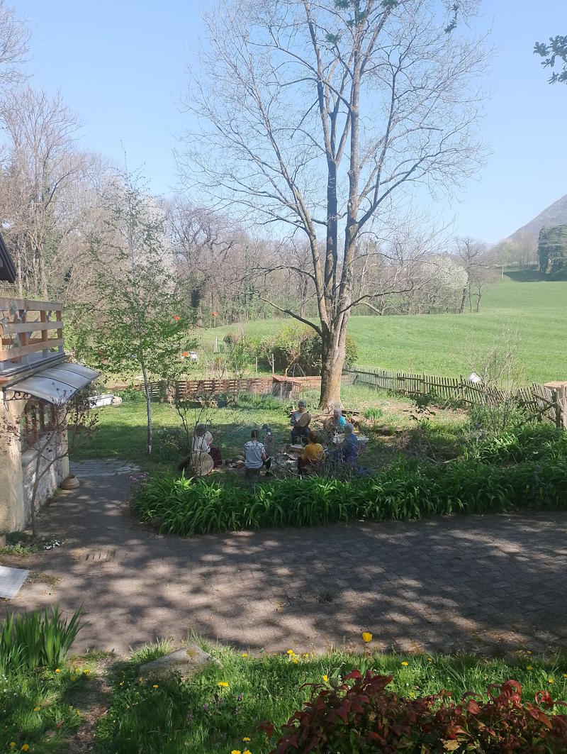 images/g-tamburi-beatriz/Madre-Terra-Libera-Tamburo-con-Beatriz-Nunez.jpg#joomlaImage://local-images/g-tamburi-beatriz/Madre-Terra-Libera-Tamburo-con-Beatriz-Nunez.jpg?width=800&height=1063